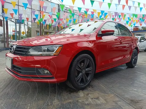 Volkswagen Jetta Sportline Tiptronic usado (2018) color Rojo Tornado precio $258,500