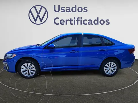 Volkswagen Jetta Comfortline usado (2024) color Azul financiado en mensualidades(enganche $116,058 mensualidades desde $8,879)