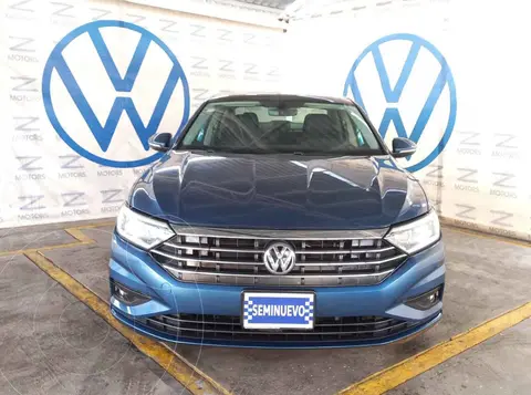 Volkswagen Jetta Highline Tiptronic usado (2019) color Azul precio $439,000