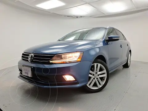 foto Volkswagen Jetta Sportline Tiptronic usado (2017) color Azul precio $277,000