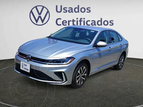 Volkswagen Jetta Comfortline usado (2025) color Plata precio $420,900