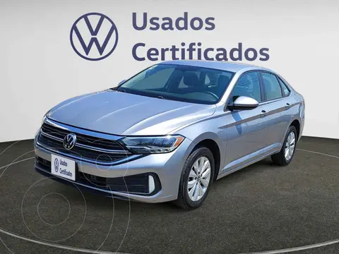 Volkswagen Jetta Comfortline usado (2022) color Plata financiado en mensualidades(enganche $90,170 mensualidades desde $6,898)