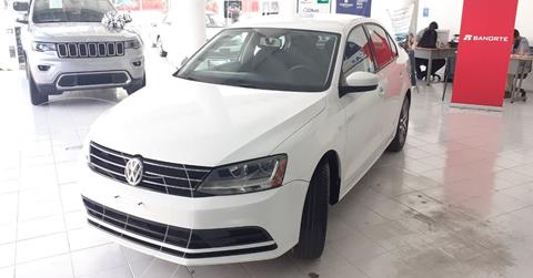 foto Volkswagen Jetta Trendline Tiptronic usado (2018) color Blanco precio $184,900