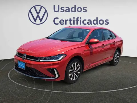Volkswagen Jetta Comfortline usado (2026) color Rojo precio $422,900