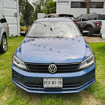 Volkswagen Jetta Comfortline 2.0 Aut usado (2018) color Azul precio $239,000