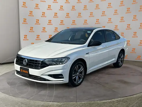 Volkswagen Jetta R-Line Tiptronic usado (2020) color Blanco financiado en mensualidades(enganche $78,298 mensualidades desde $9,412)