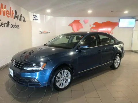 foto Volkswagen Jetta Comfortline Tiptronic usado (2017) color Azul precio $289,500