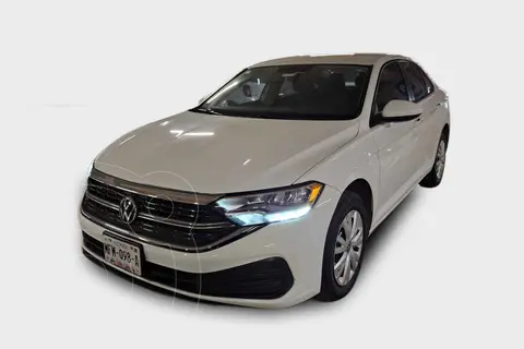 Volkswagen Jetta Trendline usado (2024) color Blanco precio $383,000
