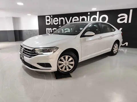 Volkswagen Jetta Trendline Tiptronic usado (2019) color Blanco financiado en mensualidades(enganche $58,278 mensualidades desde $6,745)