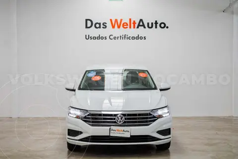 Volkswagen Jetta Trendline usado (2019) color Blanco precio $359,999