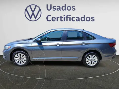 Volkswagen Jetta Comfortline usado (2023) color Gris precio $360,900
