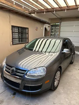 Volkswagen Jetta Style usado (2010) color Gris Platino precio $55,000