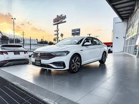 Volkswagen Jetta R-Line usado (2019) color Blanco precio $389,000