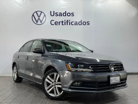 Volkswagen Jetta Sportline Tiptronic usado (2017) color Gris precio $259,000