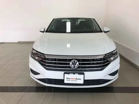 Volkswagen Jetta Comfortline usado (2021) color Blanco financiado en mensualidades(enganche $105,041 mensualidades desde $10,682)