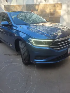 Volkswagen Jetta Highline Tiptronic usado (2019) color Azul precio $329,999