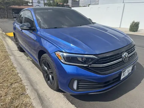 Volkswagen Jetta Sportline usado (2022) color Azul precio $385,000