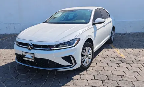 Volkswagen Jetta Trendline usado (2025) color Blanco precio $386,900