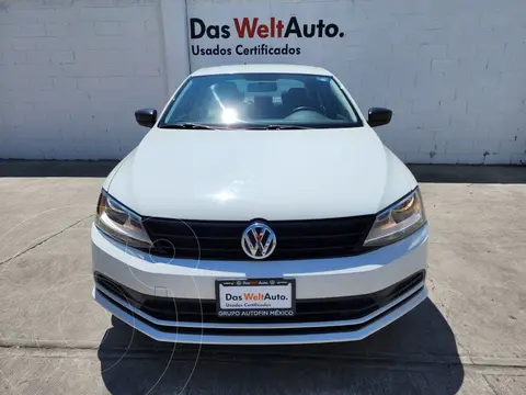 Volkswagen Jetta 2.0 usado (2018) color Blanco precio $274,900