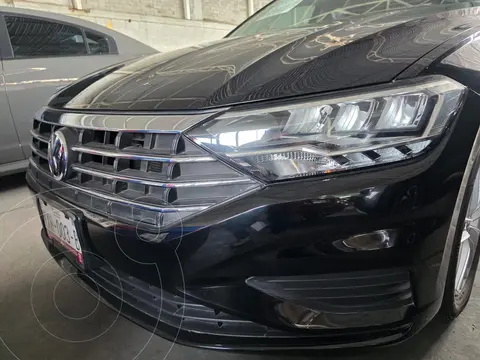 Volkswagen Jetta Comfortline usado (2019) color Negro precio $275,900