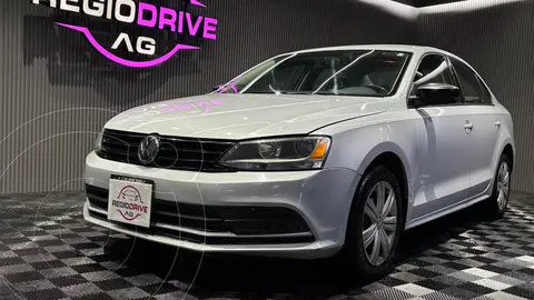 Volkswagen Jetta 2.0 usado (2017) color Gris Platino precio $209,000