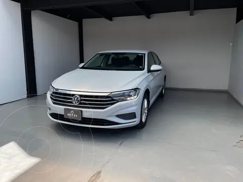 Volkswagen Jetta Trendline Tiptronic usado (2019) color Blanco precio $295,000