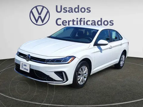 Volkswagen Jetta Trendline usado (2025) color Blanco financiado en mensualidades(enganche $105,158 mensualidades desde $8,045)