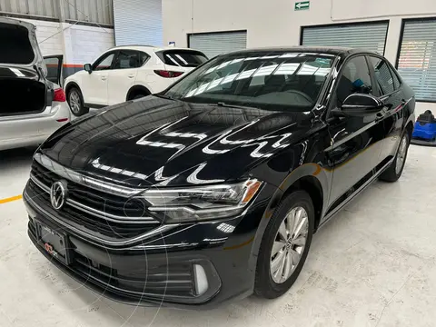 Volkswagen Jetta Comfortline usado (2022) color Negro financiado en mensualidades(enganche $104,912 mensualidades desde $8,023)