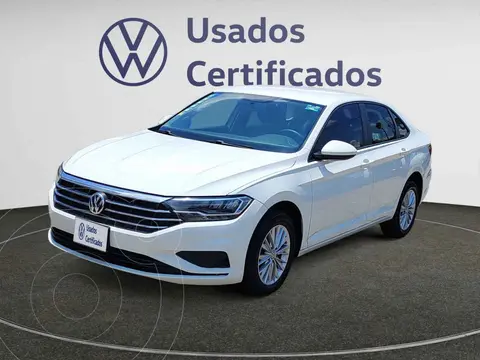 Volkswagen Jetta Trendline usado (2019) color Blanco financiado en mensualidades(enganche $73,820 mensualidades desde $5,647)