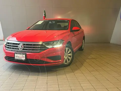 Volkswagen Jetta Trendline Tiptronic usado (2019) color Rojo financiado en mensualidades(enganche $33,980)
