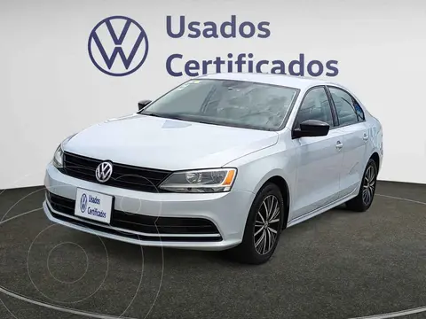 Volkswagen Jetta 2.0 Tiptronic usado (2018) color Blanco financiado en mensualidades(enganche $73,820 mensualidades desde $5,647)