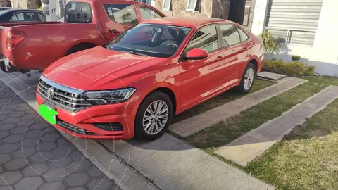 Volkswagen Jetta Comfortline Tiptronic usado (2019) color Rojo Tornado precio $299,900