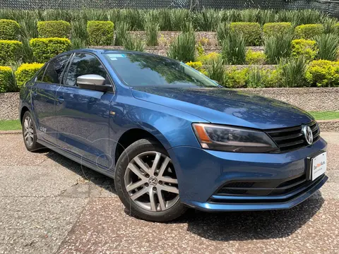 foto Volkswagen Jetta 2.0 usado (2016) color Azul precio $229,000