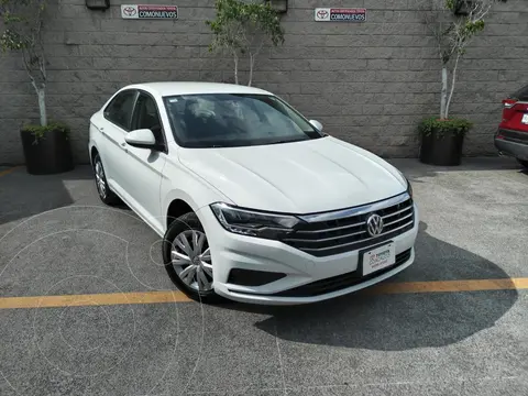 foto Volkswagen Jetta Startline Tiptronic usado (2020) color Blanco precio $305,000