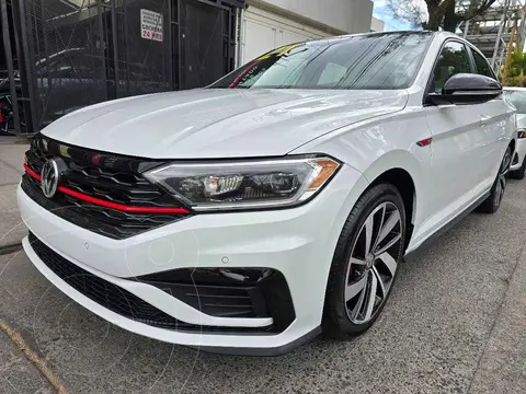 Volkswagen Jetta GLi Aut usado (2021) color Blanco precio $469,900