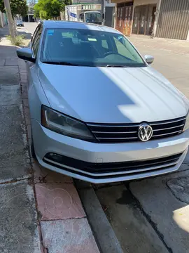 Volkswagen Jetta Sportline usado (2017) color Blanco precio $245,000