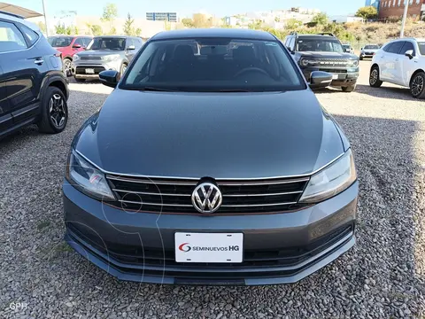 Volkswagen Jetta Trendline Tiptronic usado (2017) color Gris precio $210,000