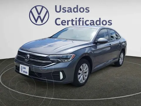 Volkswagen Jetta Comfortline usado (2024) color Gris financiado en mensualidades(enganche $103,795 mensualidades desde $7,940)