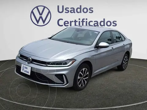 Volkswagen Jetta Comfortline usado (2026) color Plata financiado en mensualidades(enganche $115,240 mensualidades desde $8,816)