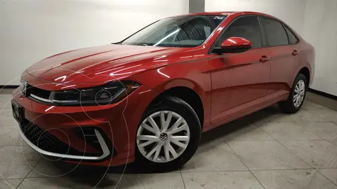 Volkswagen Jetta Trendline usado (2025) color Rojo precio $440,000