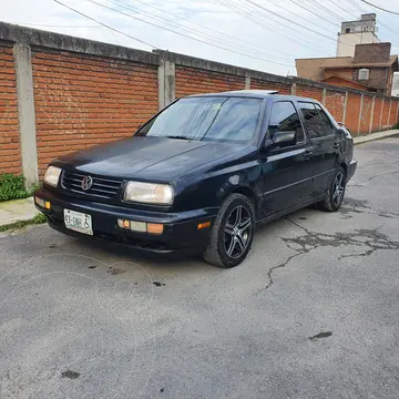 Volkswagen Jetta GLX usado (1998) color Negro precio $65,500