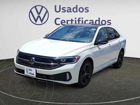 Volkswagen Jetta Sportline usado (2022) color Blanco precio $399,900