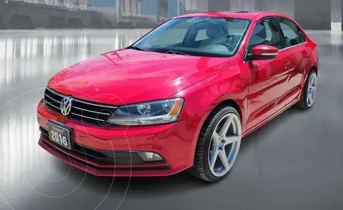 foto Volkswagen Jetta Sportline Tiptronic usado (2016) color Rojo precio $260,000