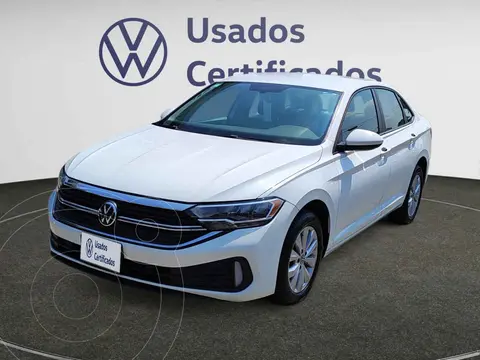 Volkswagen Jetta Comfortline usado (2023) color Blanco precio $380,900