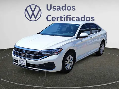 Volkswagen Jetta Comfortline usado (2023) color Blanco precio $395,900