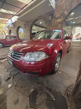 Volkswagen Jetta Europa 2.0 usado (2010) color Rojo precio $142,000