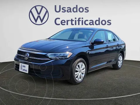 Volkswagen Jetta Trendline usado (2024) color Negro financiado en mensualidades(enganche $98,345 mensualidades desde $7,524)