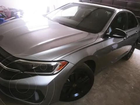 Volkswagen Jetta Sportline Tiptronic usado (2024) color Plata precio $450,000