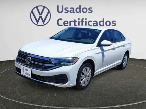 Volkswagen Jetta Trendline usado (2023) color Blanco financiado en mensualidades(enganche $90,170 mensualidades desde $6,898)