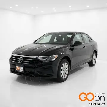 Volkswagen Jetta Comfortline usado (2022) color VWA_NPR_NEGRO PROFUNDO precio $335,000